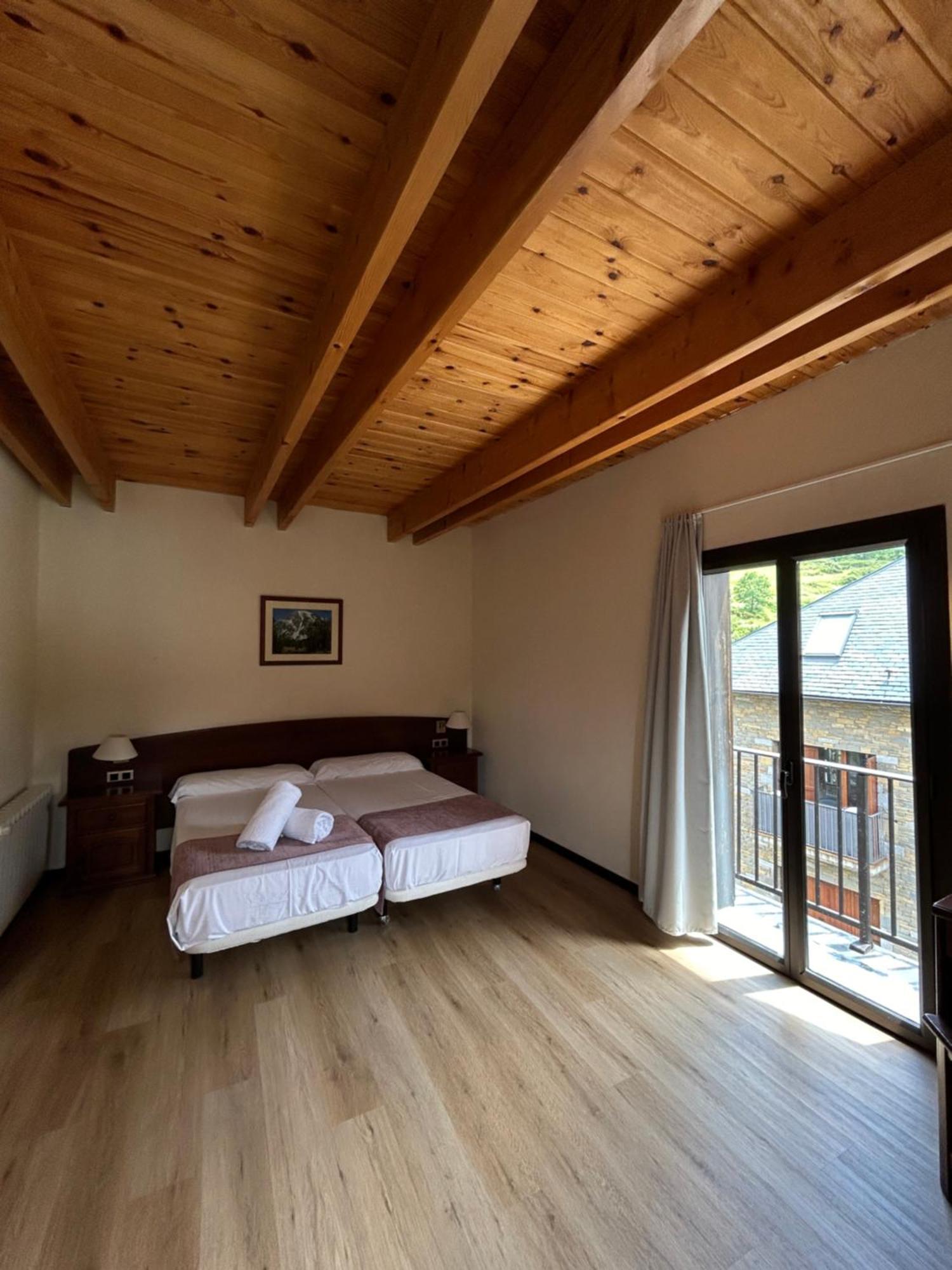Hotel Romanic Estación エクステリア 写真
